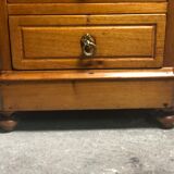 Waxed beech chiffon with white marble top