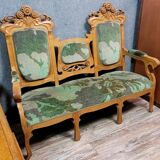 Dans l'esprit des formes d'Alfonce Mucha : banquette époque Art Nouveau