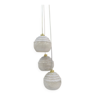 Triple suspension in white Clichy glass