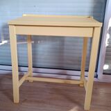 Children's desk