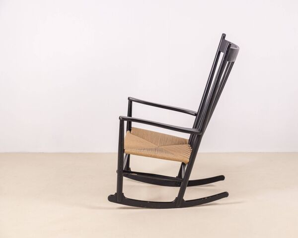 Fauteuil à bascule noir Hans J. Wegner J16, 1969 FDB
