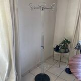 Vintage chrome coat rack – Isao Hosoe