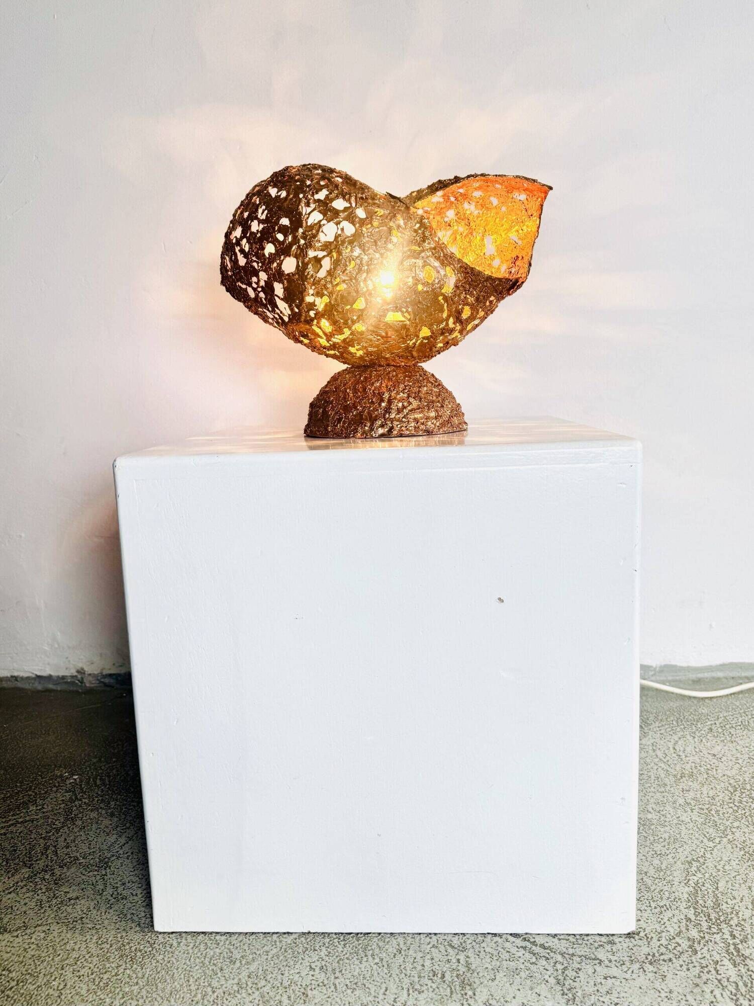 Sculptural Table Lamp In Copper By Aimo Tukiainen For Oy Moonlight, Finland 1970S