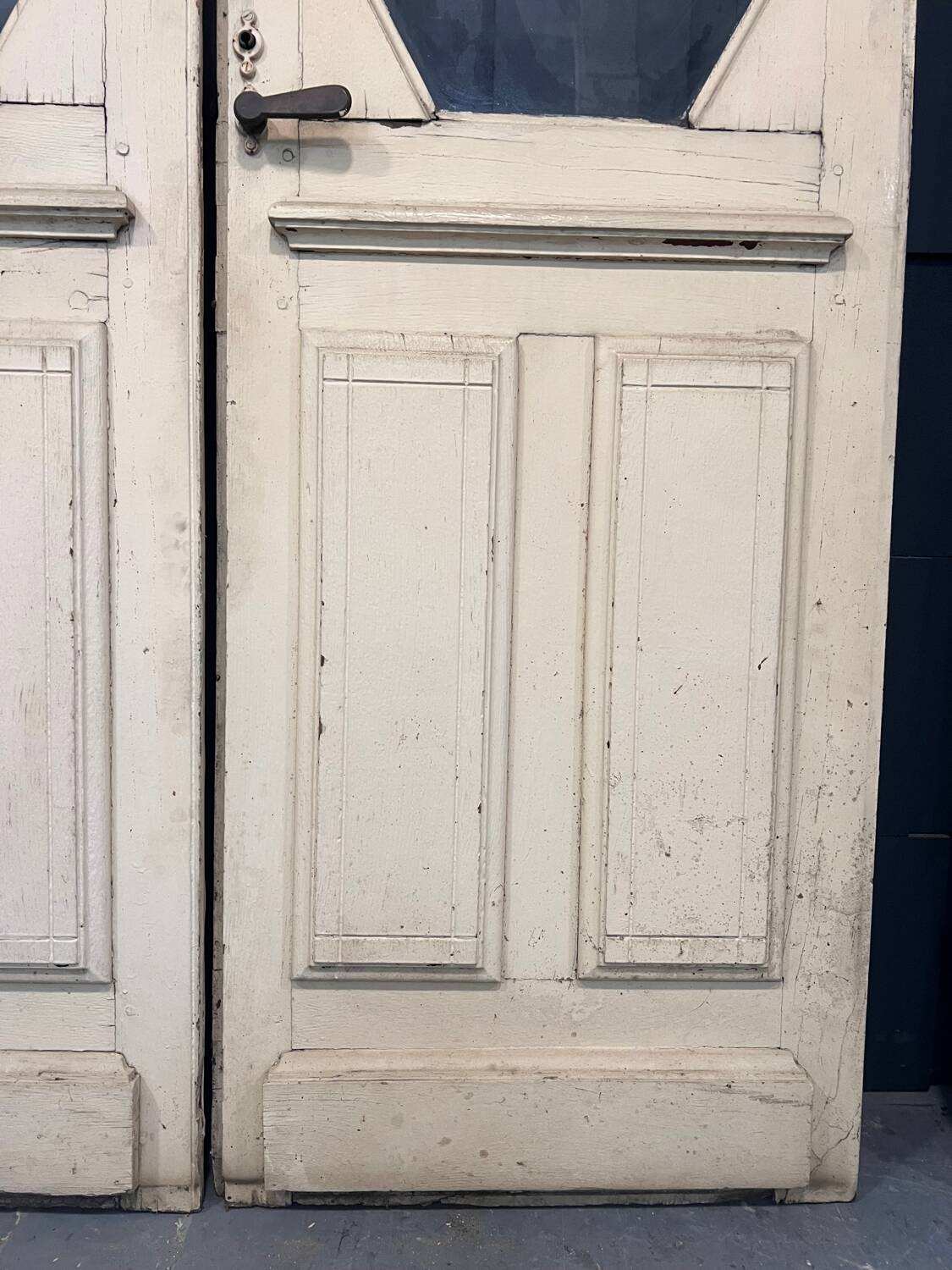 Art Deco double-leaf glass door