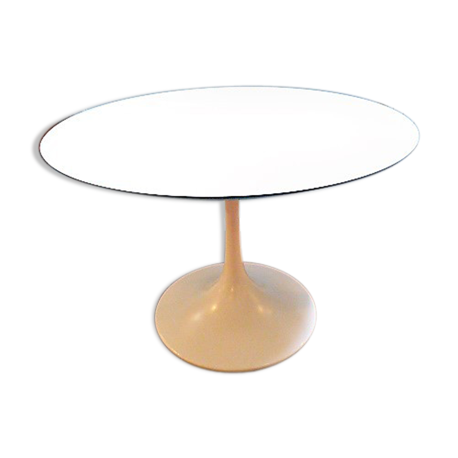 White tulip-footed round table, 1970s