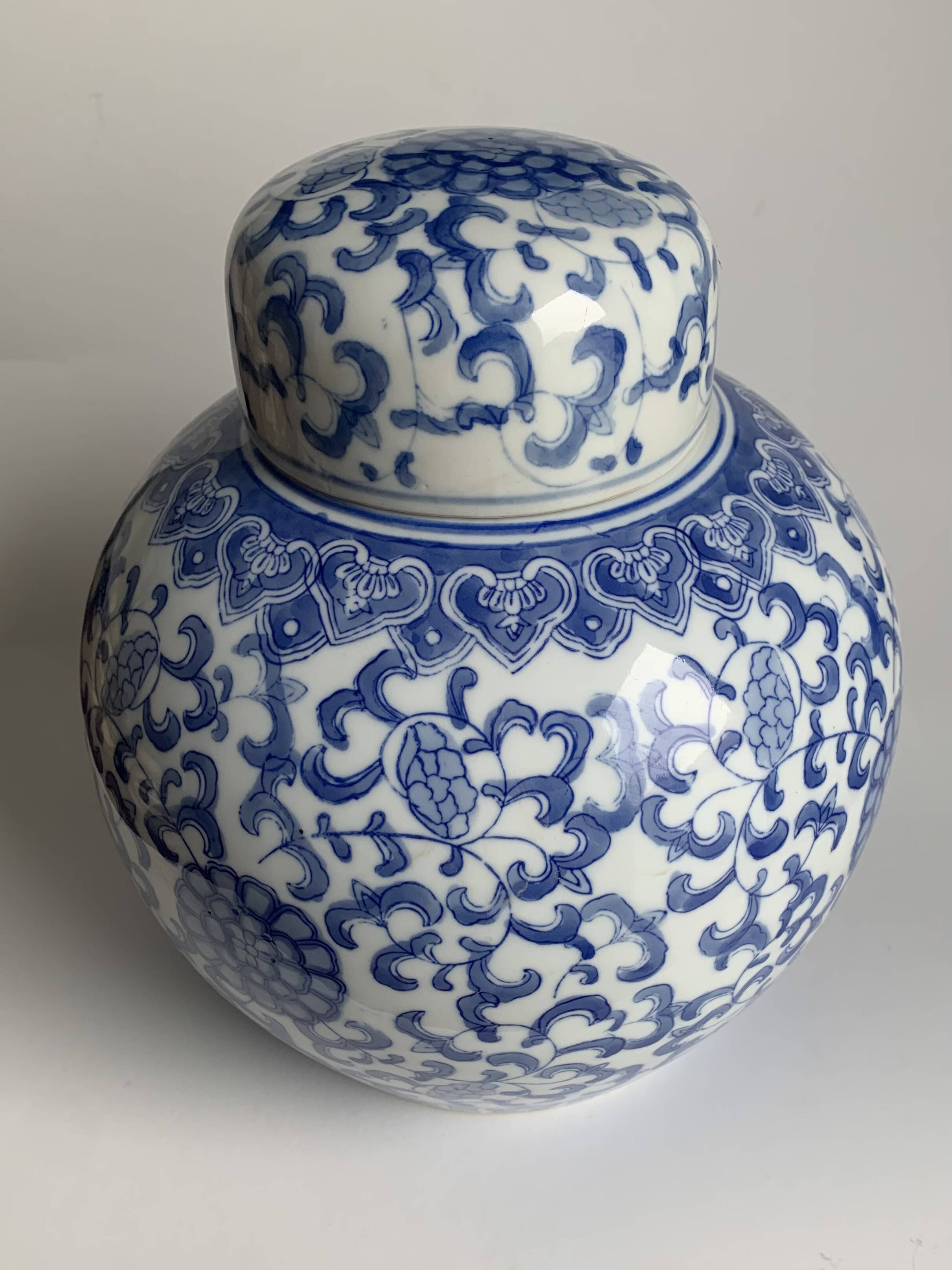 Chinese Blue and White Porcelain  Jar
