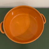 Plat en poterie