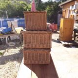 3 panières, old Wicker suitcases