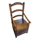 Chaise coffre ancienne en bois massif