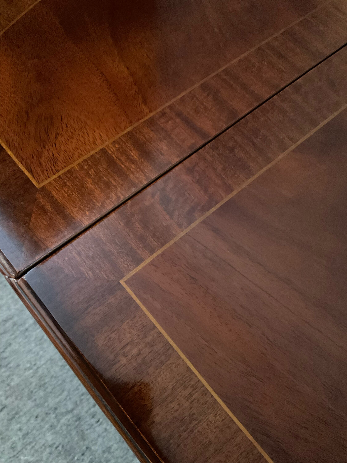 Old English desk Heldense in mahogany
