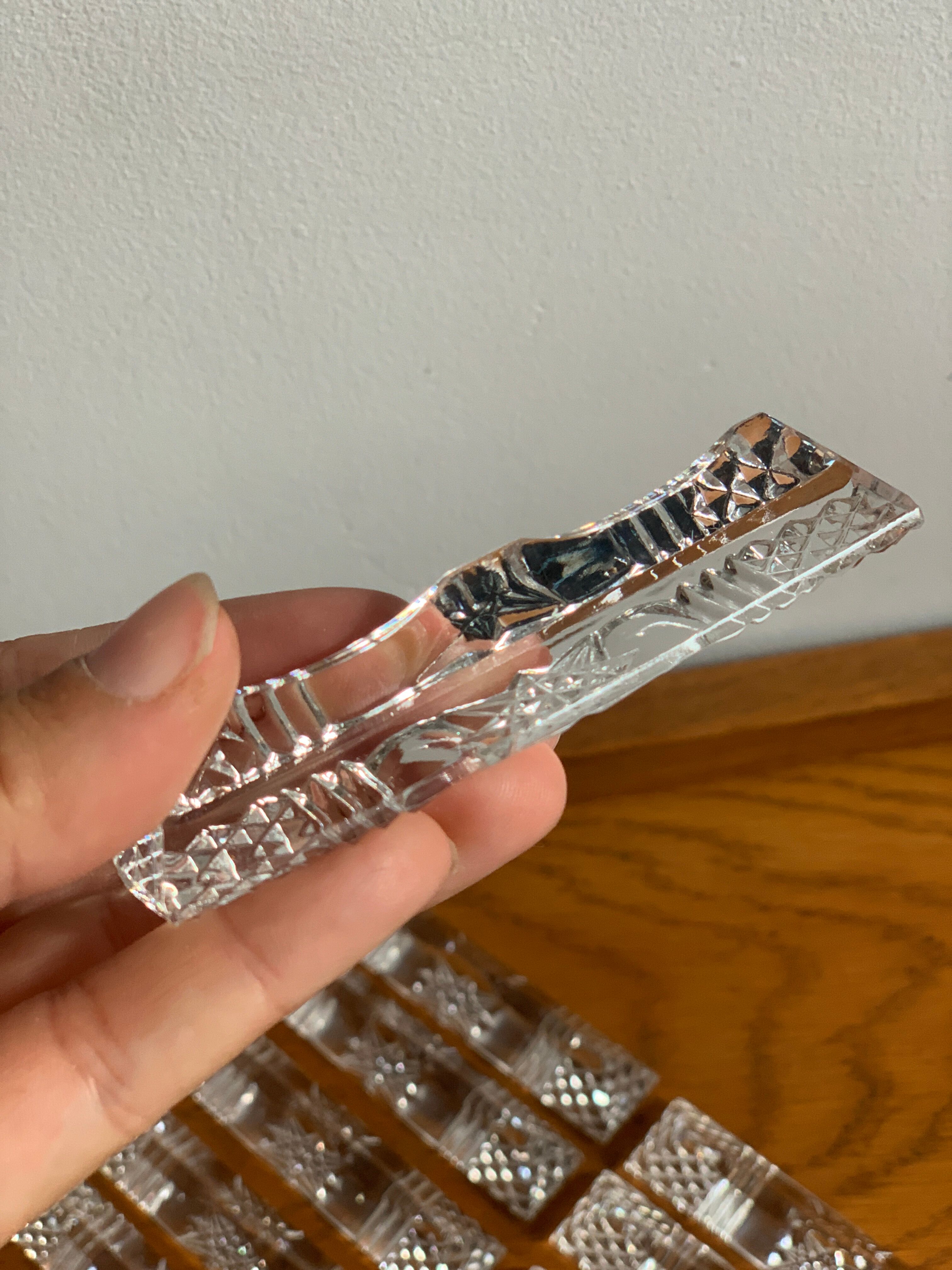 Crystal knife holder