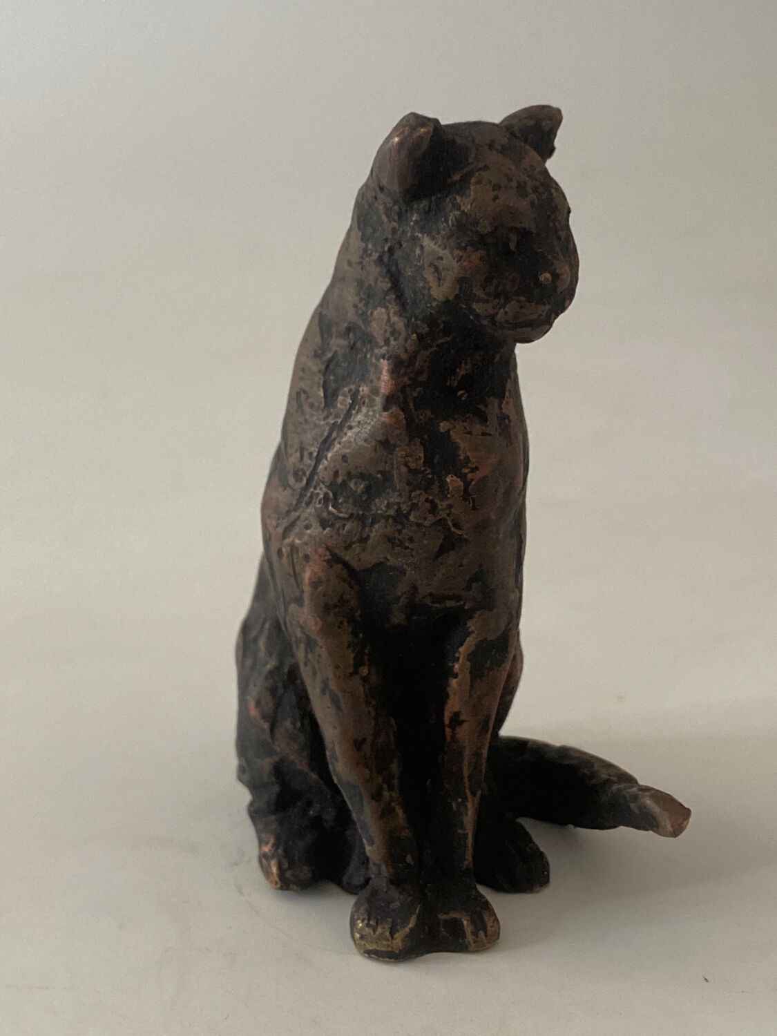 Chat on the lookout original art sculpture