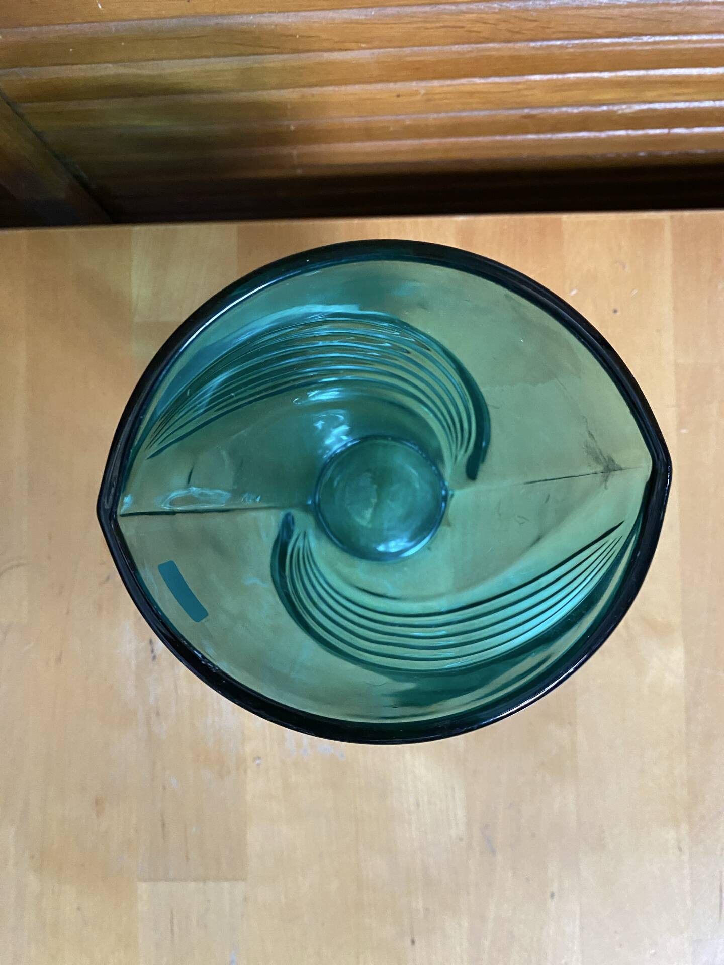 Vintage LUMINARC Green Moulded Glass Vase Made in France #E361