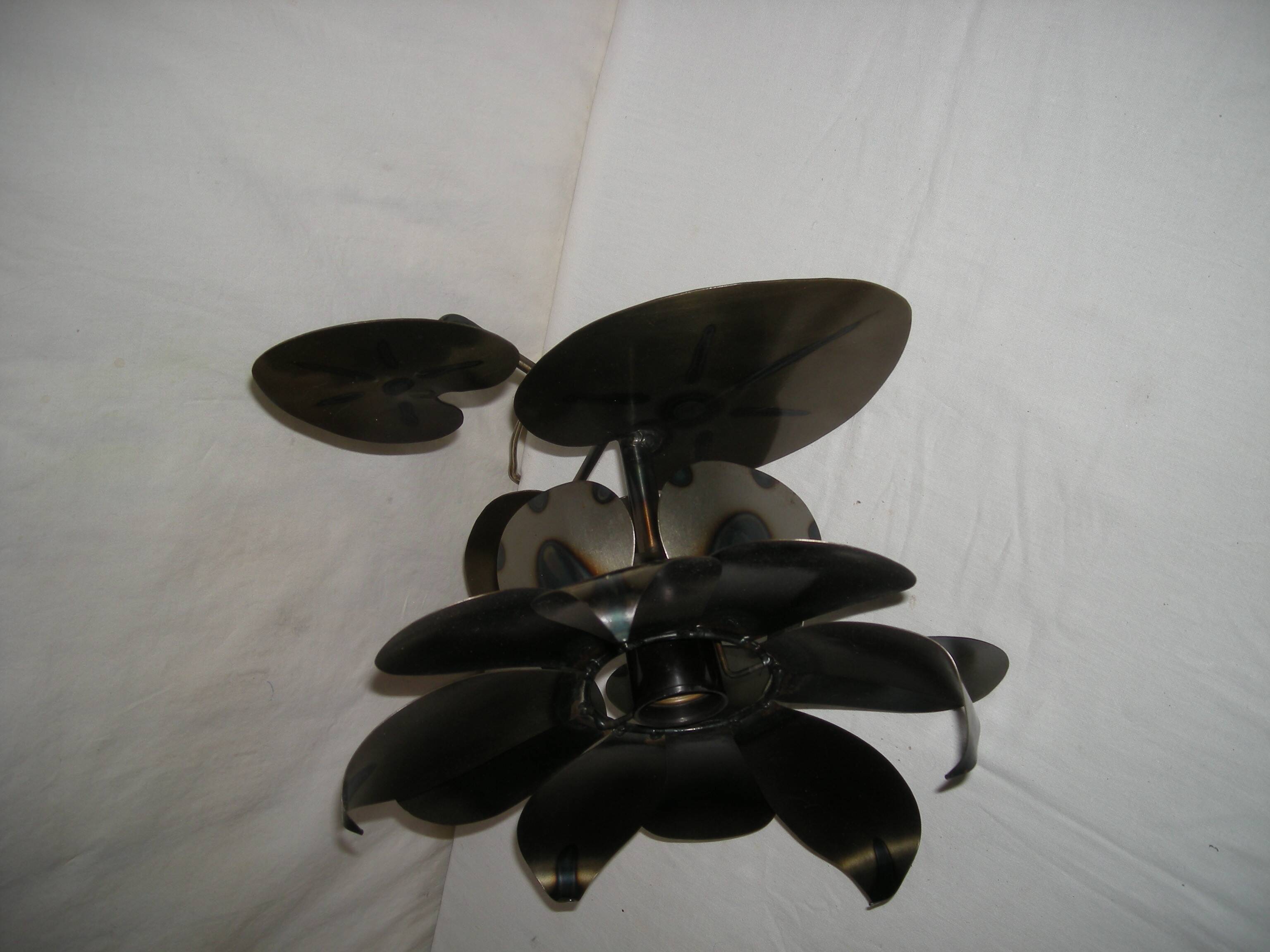 Lampe à poser nénuphar - style jansen des années 70