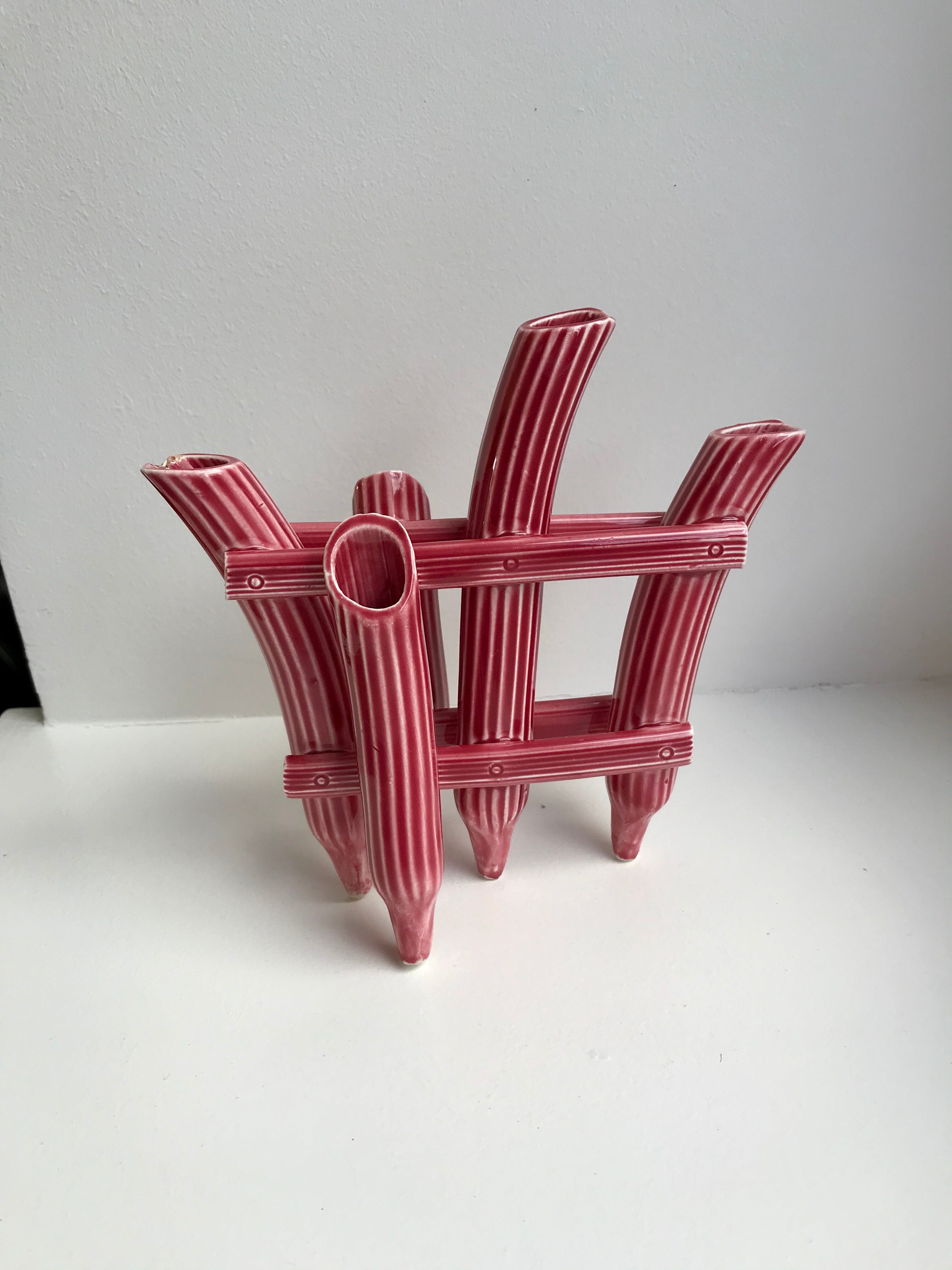 Soliflore en barbotine ancienne bambou rose années 50