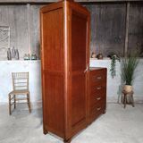 Asymmetrical wardrobe