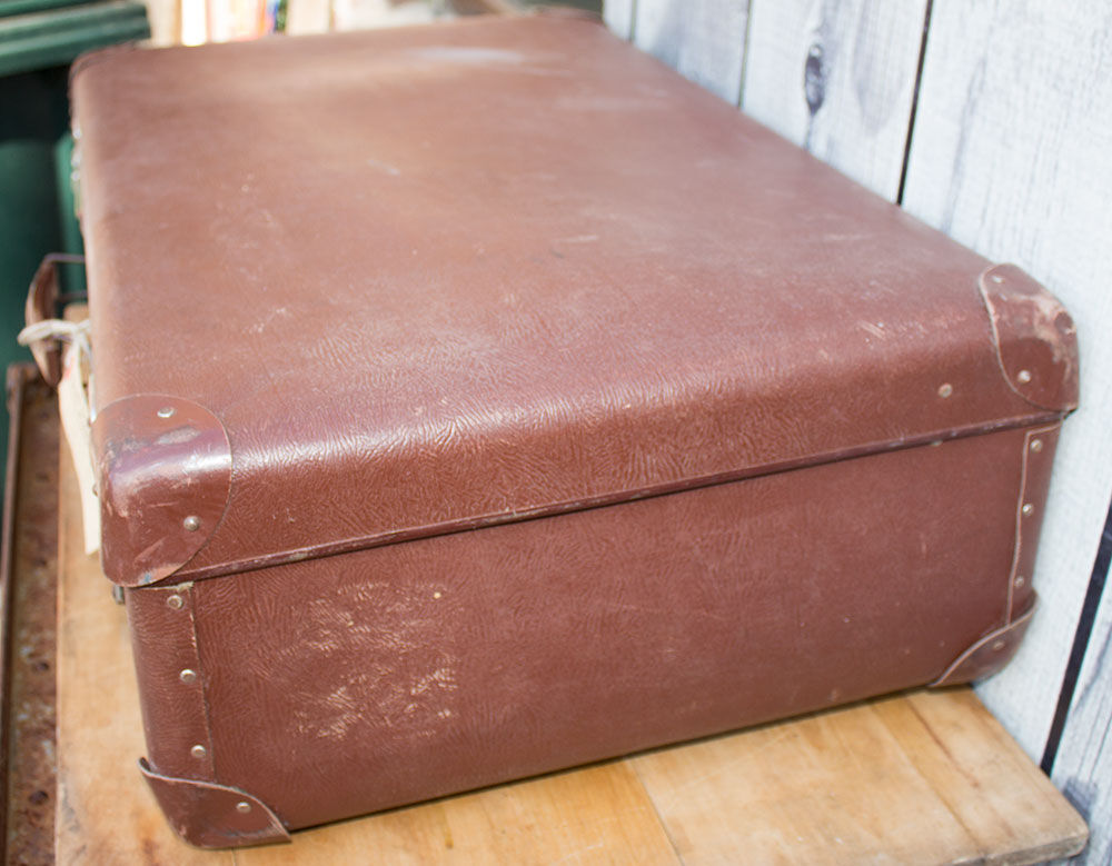 Old brown suitcase 70 cm wide | Selency