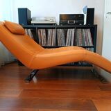 Deluxe leather lounge chair