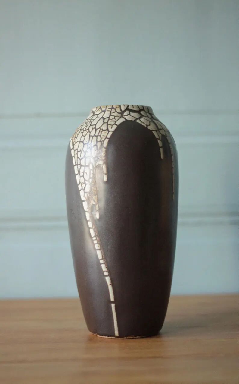 Vase signed Léon Pointu, ceramic vase with a glazed snake skin effect, Pottery Saint-Amand-en-Puisaye, collection.