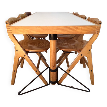 Ensemble table à manger et 6 chaises décapées Marc Held Design 1980