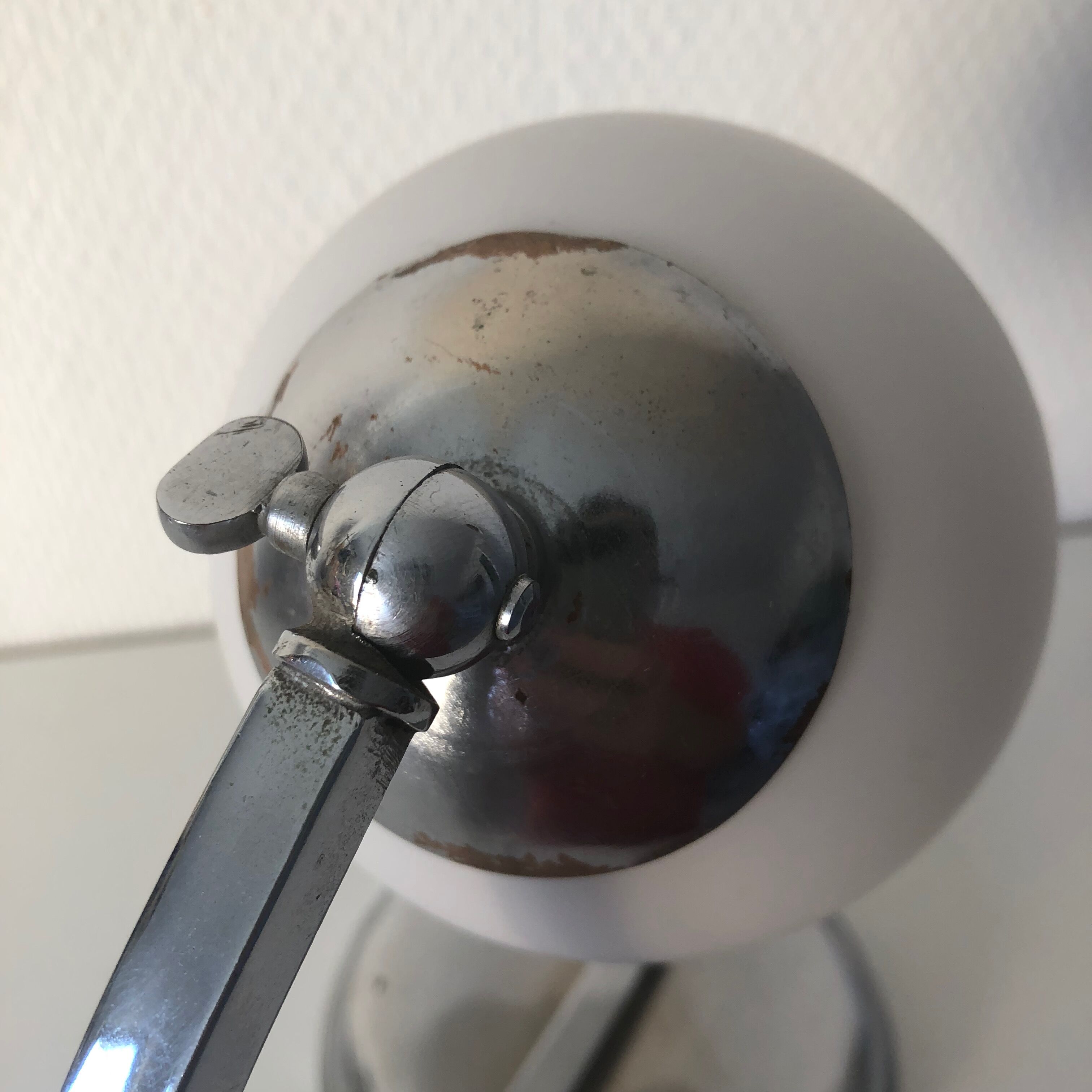 1930 opaline globe table lamp