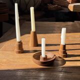 Circular teak monoxyle candlestick, pyramidal with a high central part H7 D5.