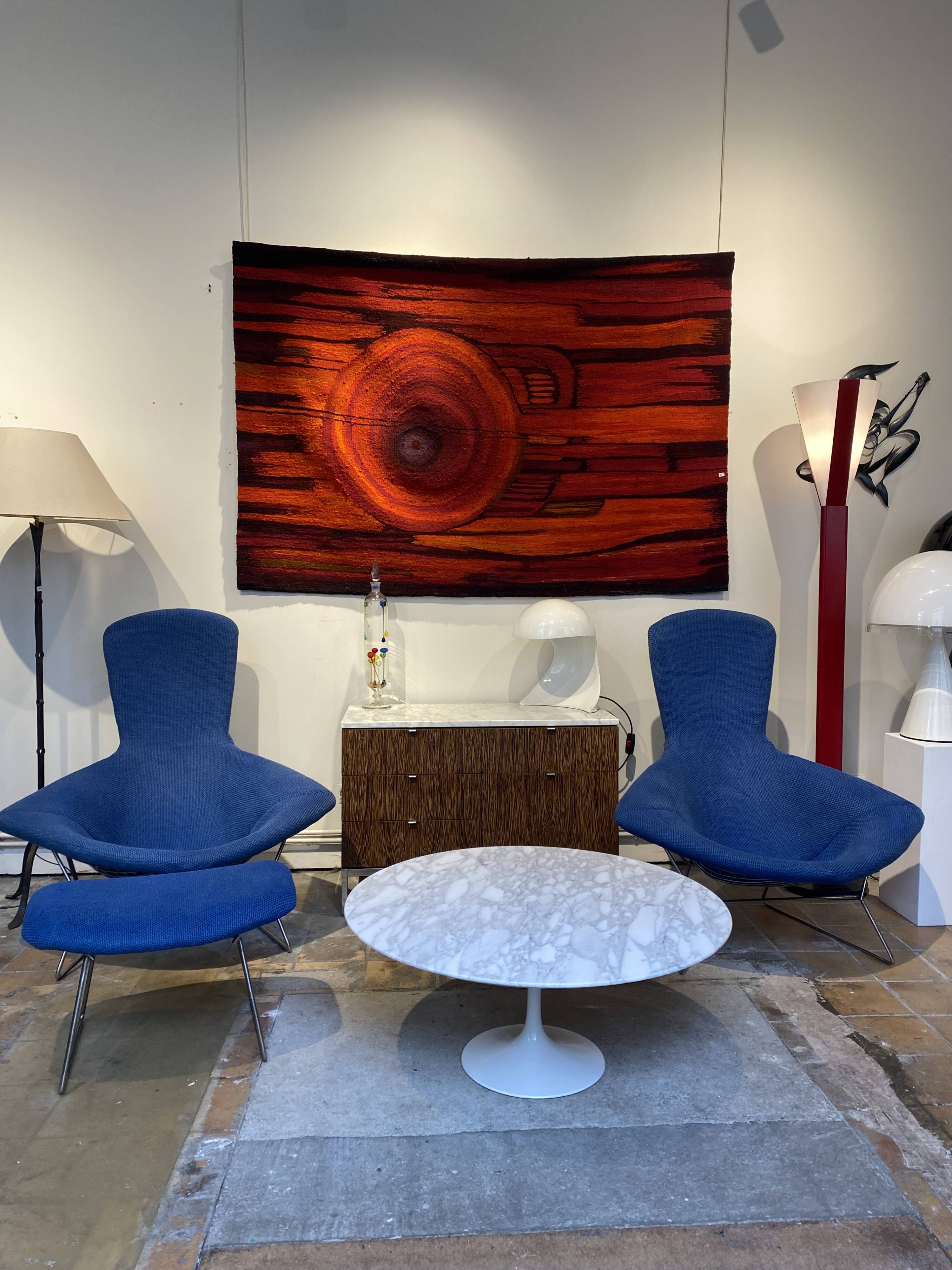 Pair of Bird chairs by Harry Bertoia, vintage editions by Knoll.