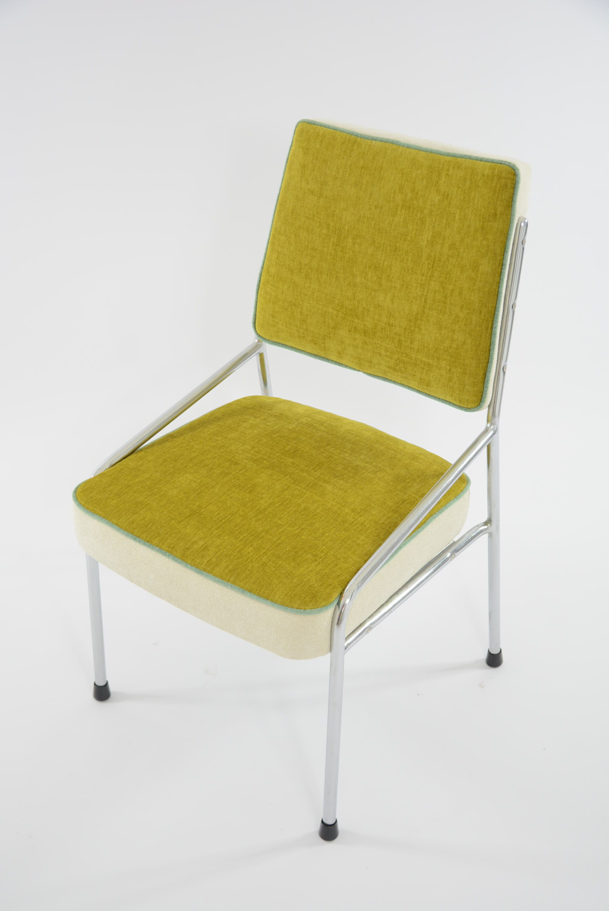 Tricolor chrome armchair