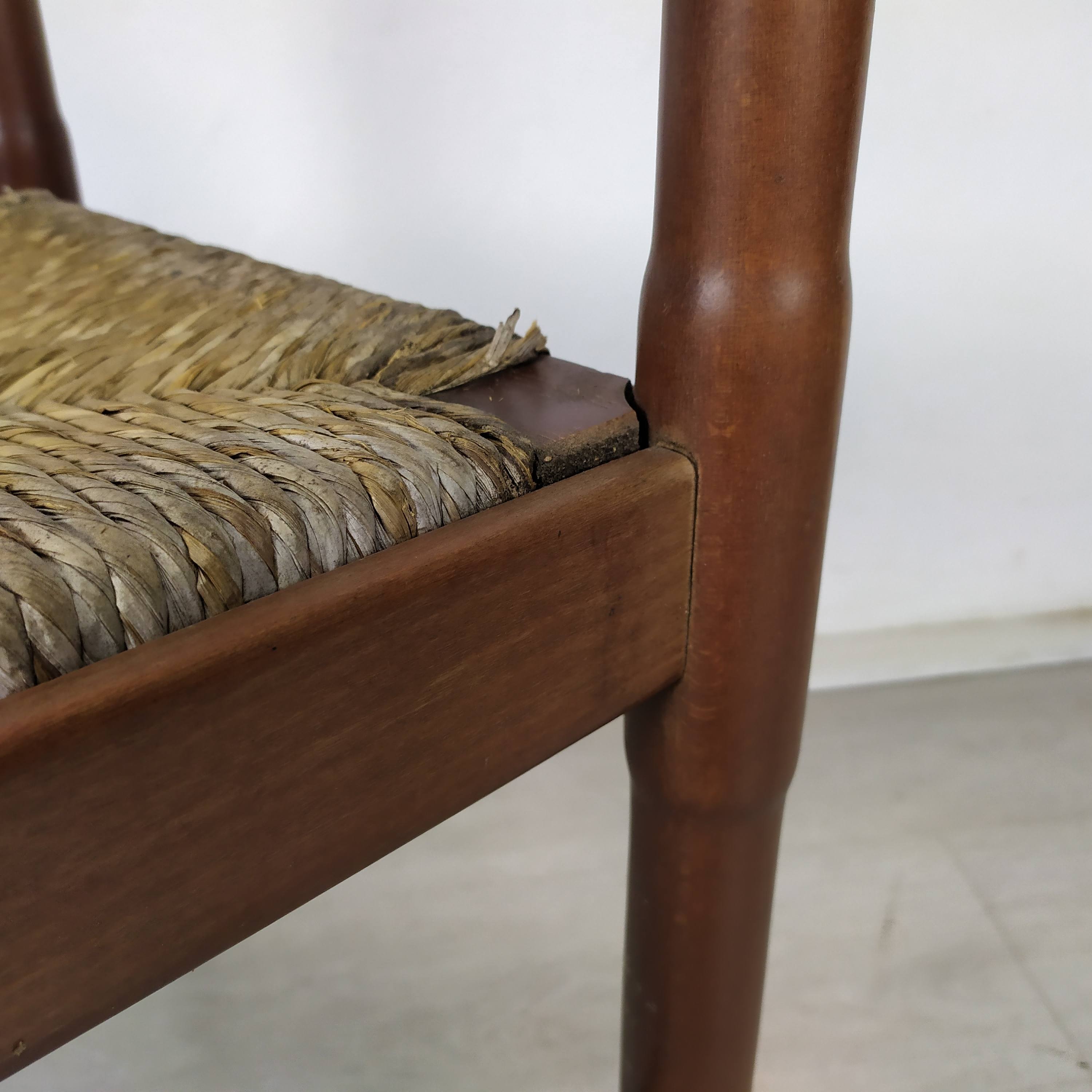 Vintage mulched chairs