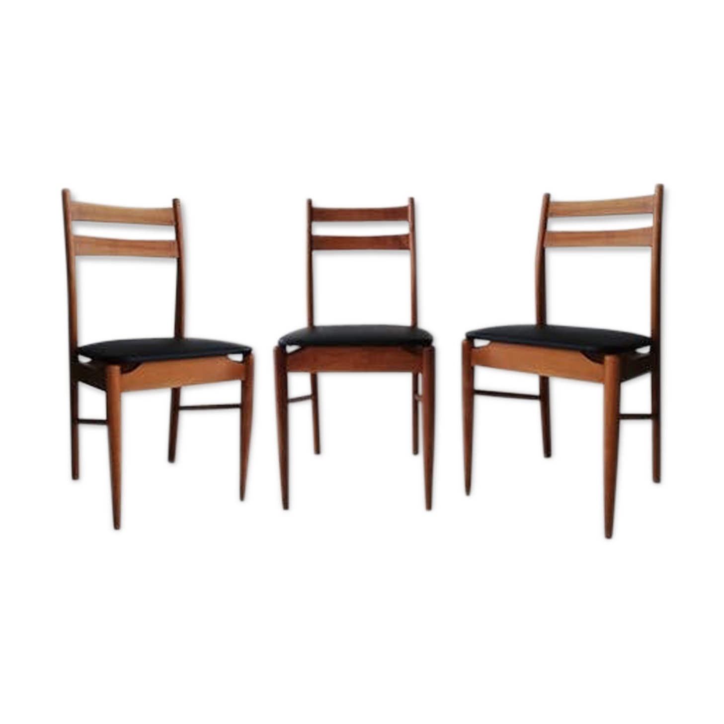 Lot of 3 vintage chairs