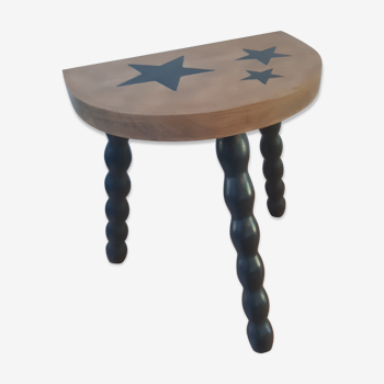 Tripod stool renovated star