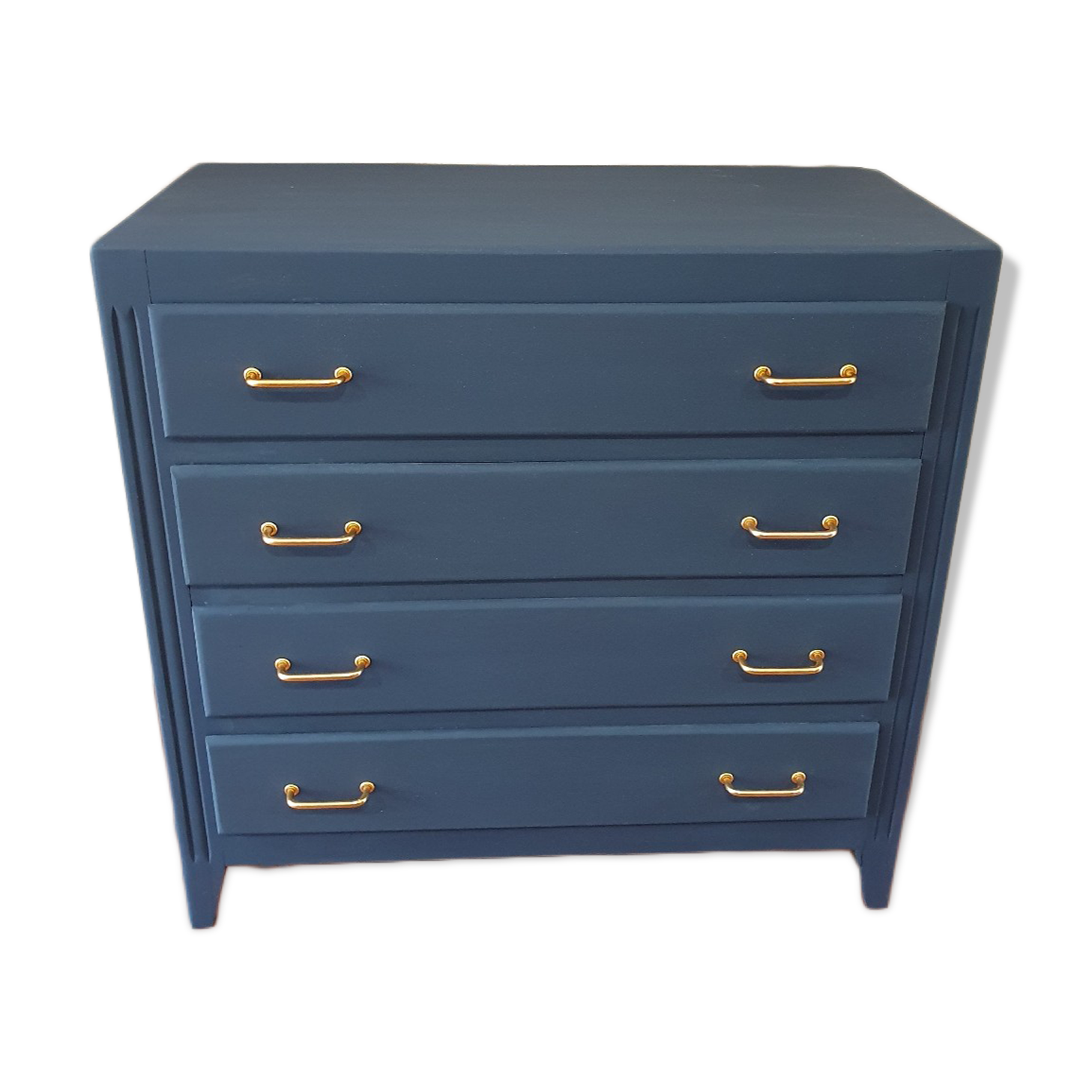 Vintage chest of drawers