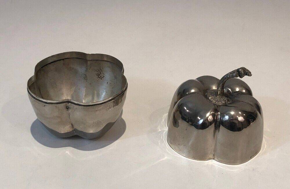 Seau à glaçon en métal argenté en forme de poivron