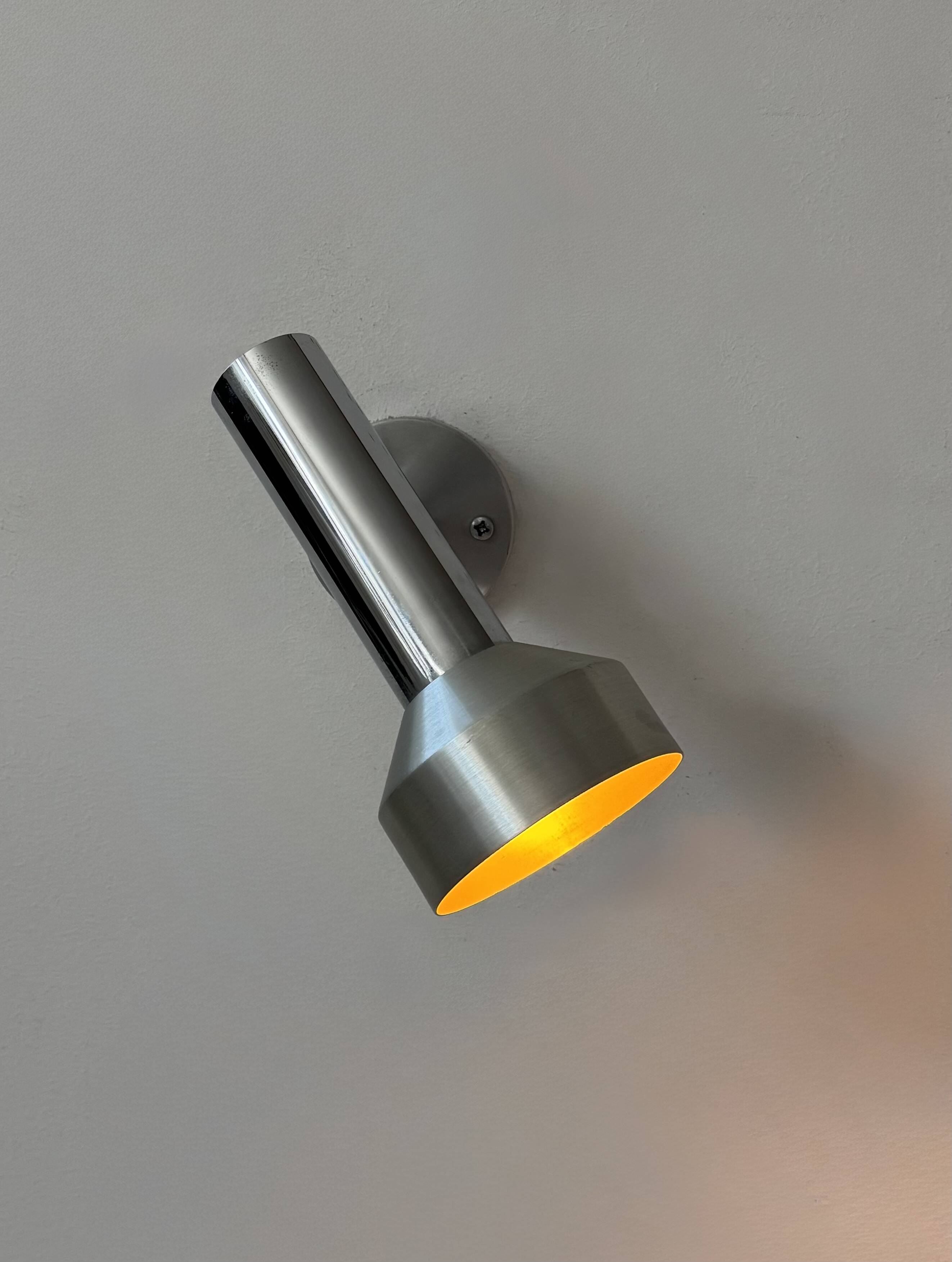 Applique vintage orientable, chrome et métal brossé, France, 1970