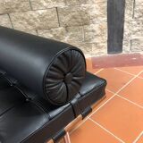 Daybed knoll