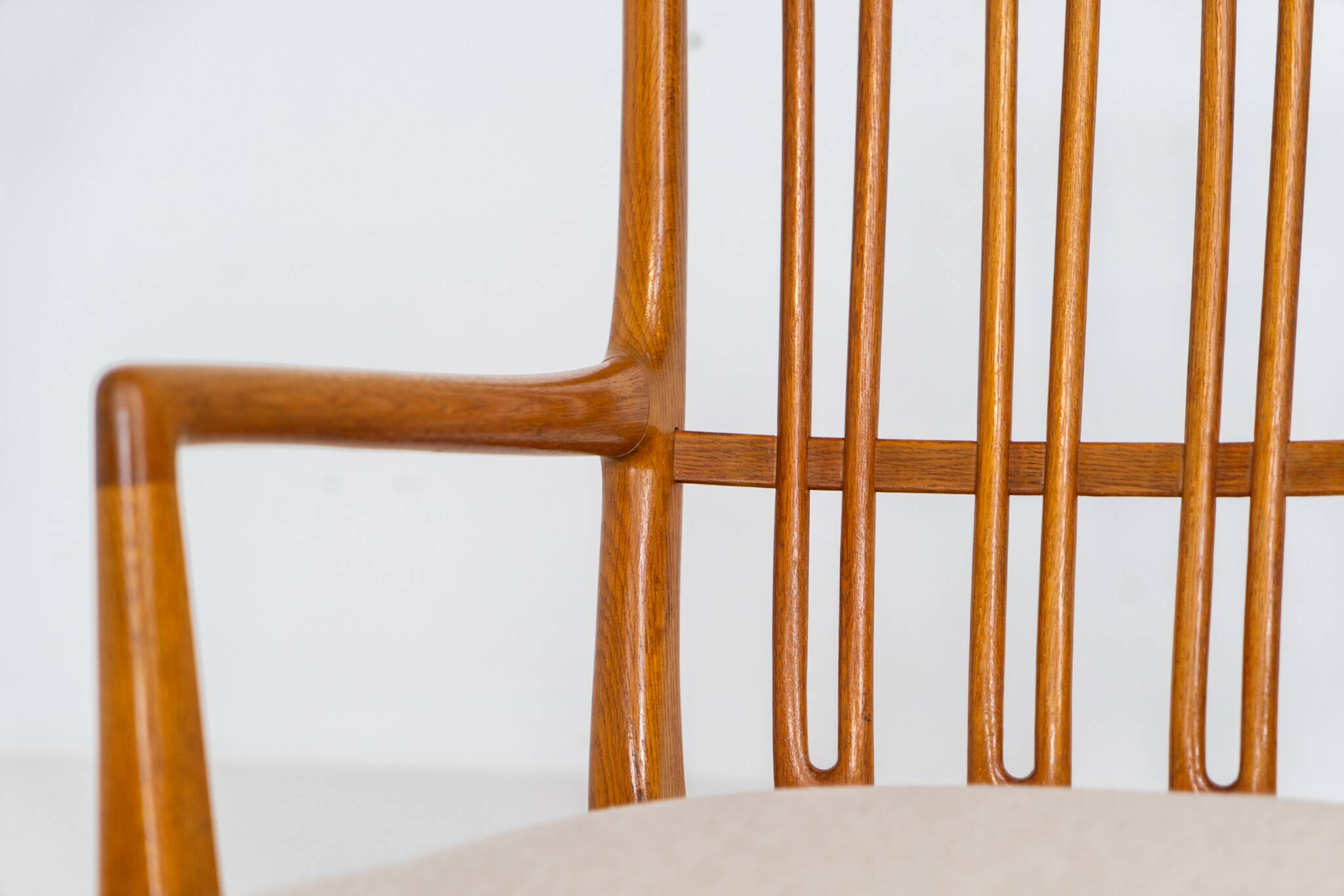 “ML33” rocking chair by Hans J. Wegner for A. Mikael Laursen