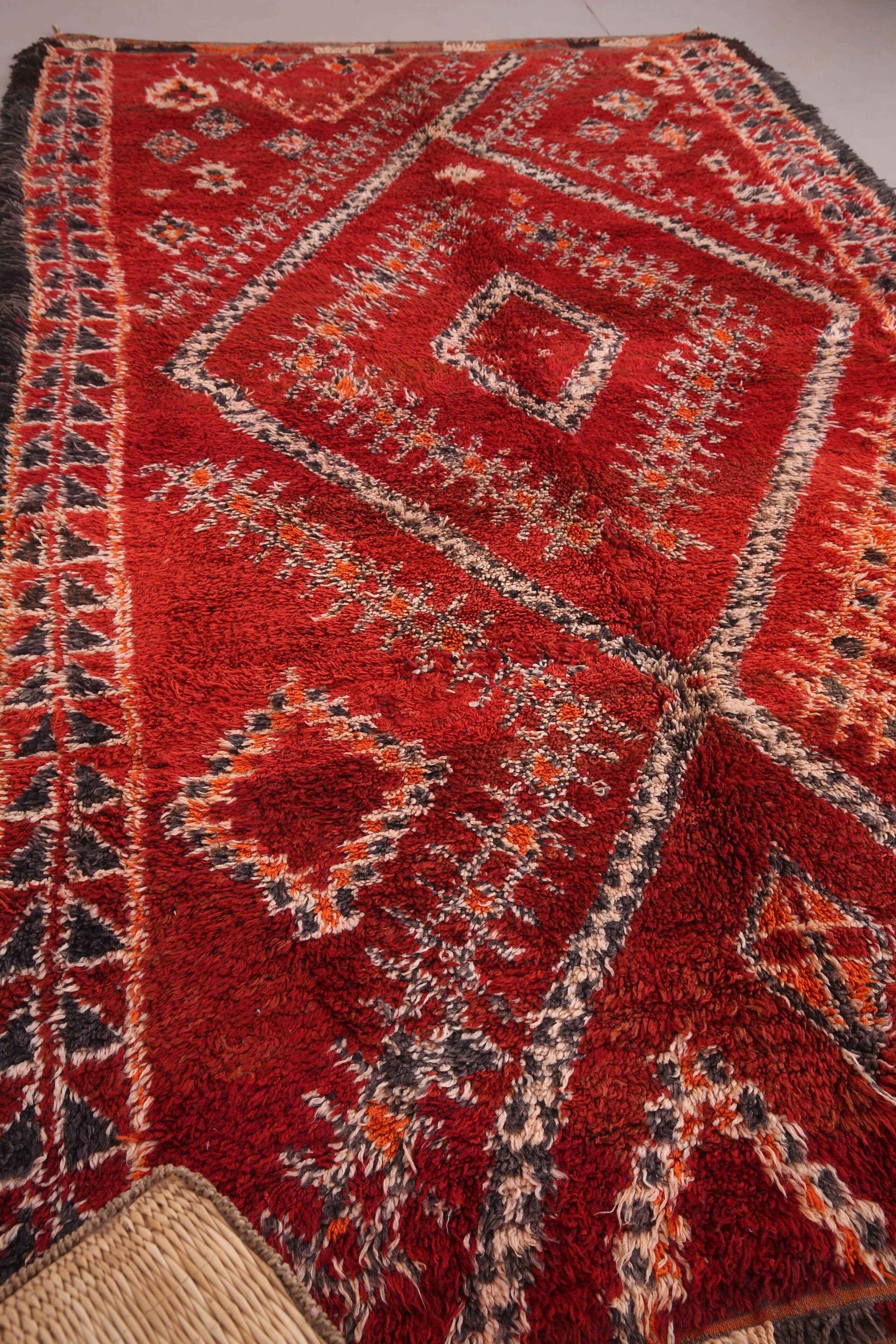 Tapis marocain vintage rouge 220 x 356 cm - Tapis en laine berbère rare - Tapis fait main