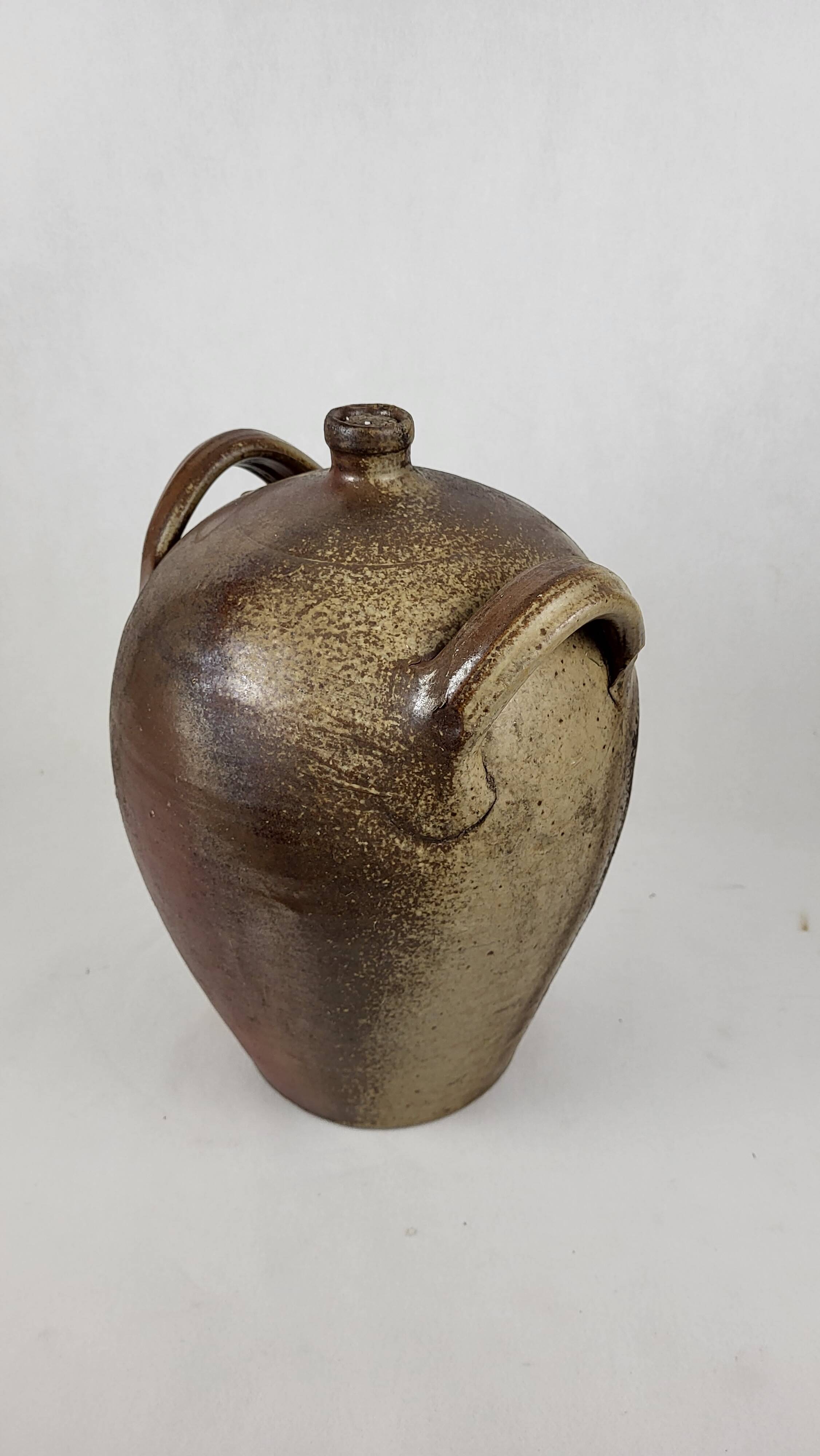 Toule Jarre bottle in Puisaye sandstone 19th century