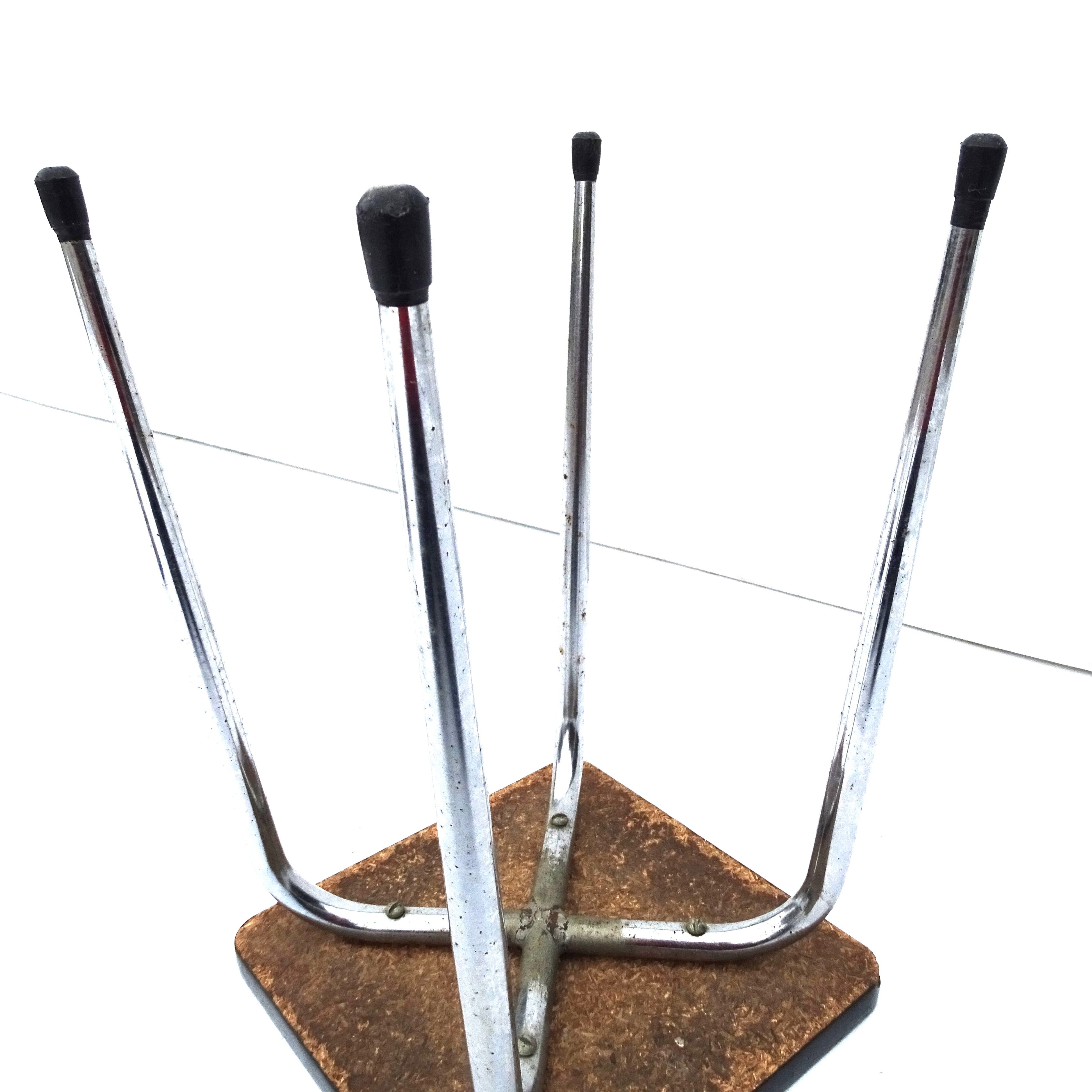 Lot 2 stools formica brown