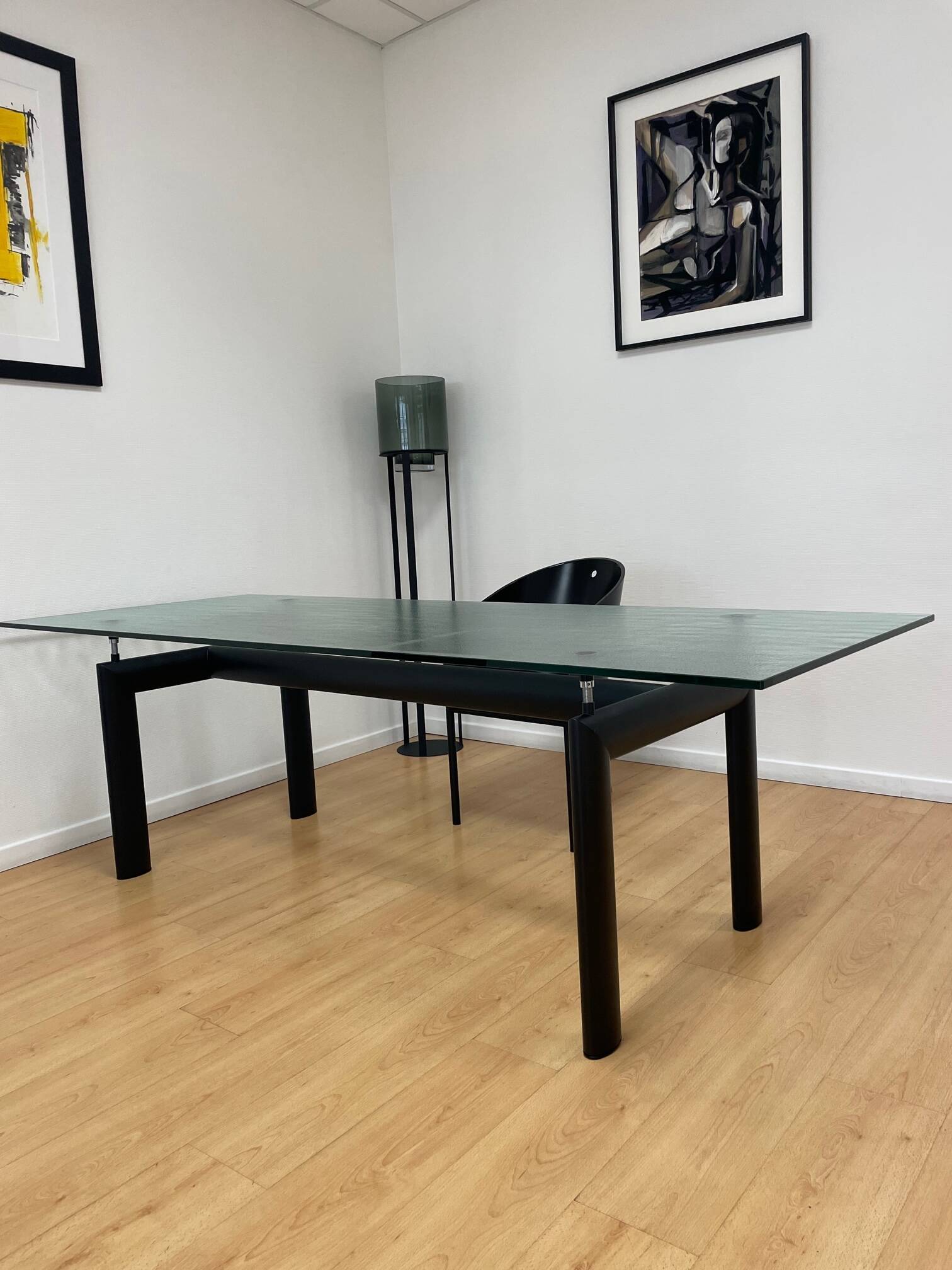 Le Corbusier Cassina numbered table