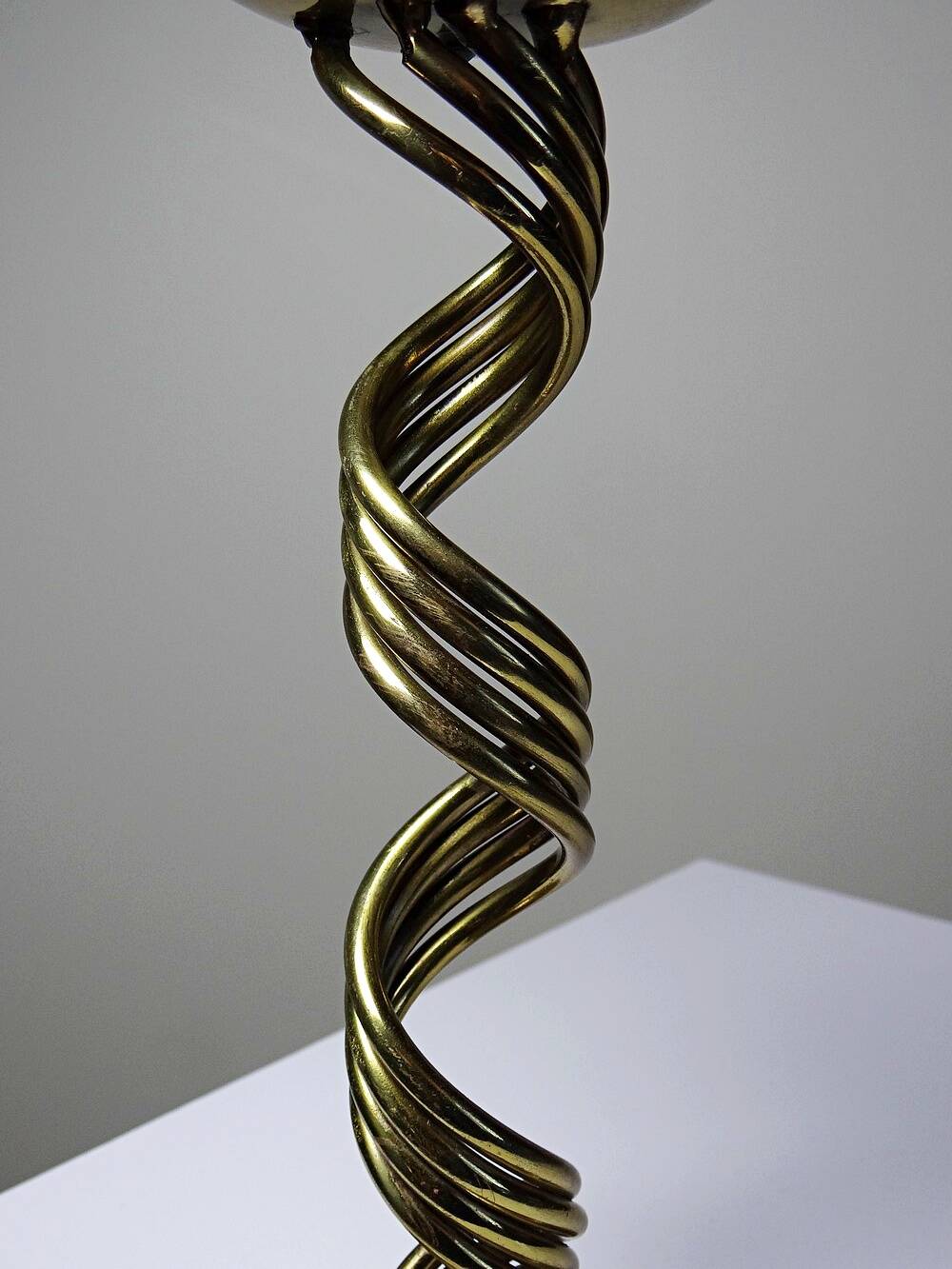 Twisted brass candlestick "Barley Twist" Mid-Century modern, 1950-1970
