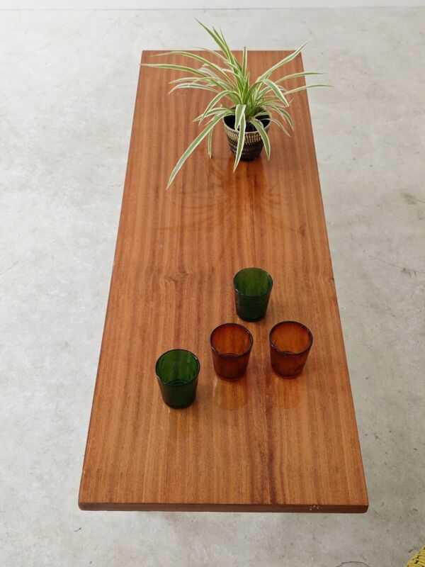 Table basse en métal et bois, ex Tchécoslovaquie 1970