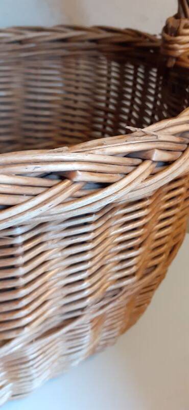 Vintage wicker oval basket