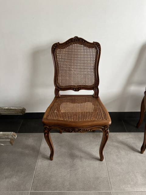 SET OF 6 LOUIS XV CANED CHAIRS IN WALNUT