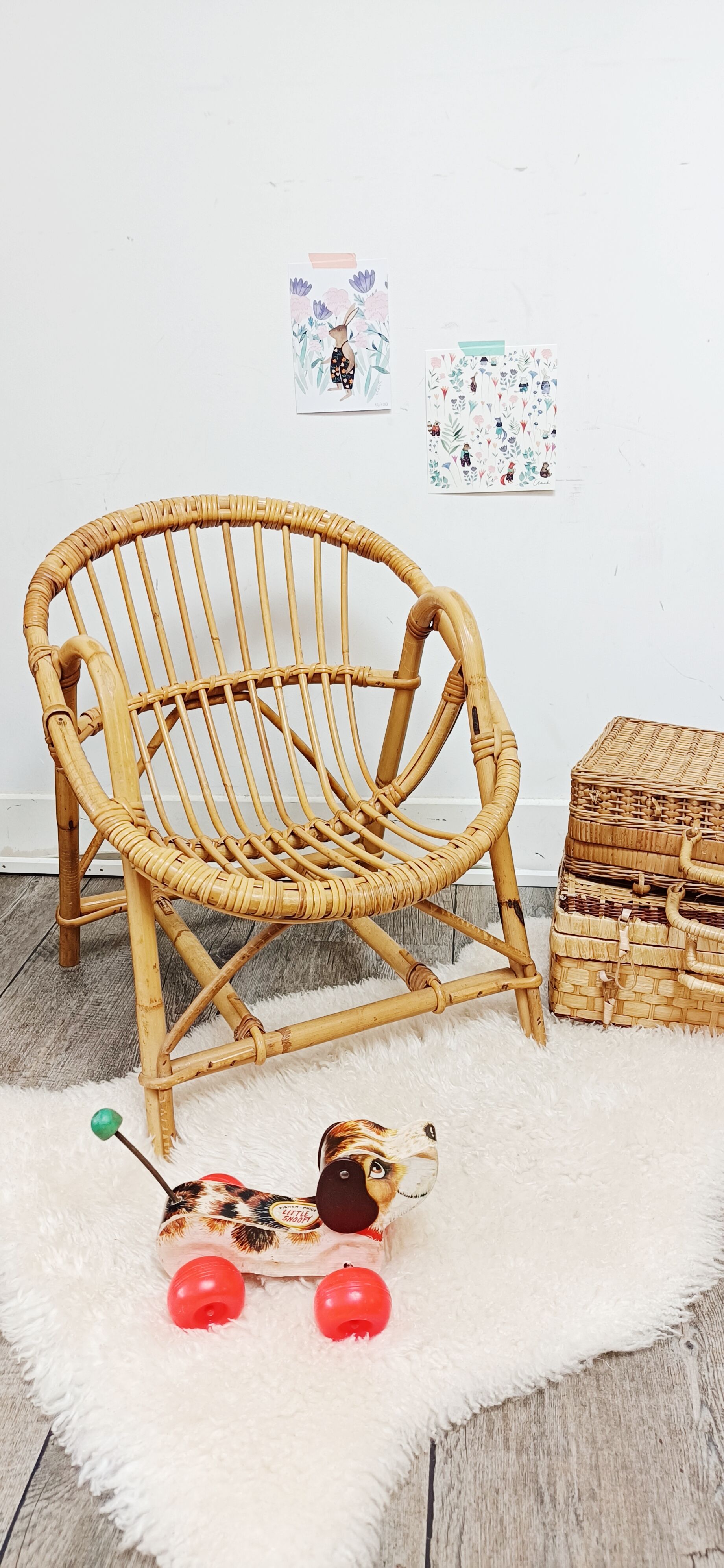 Shell chair or rattan basket for children