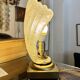 Lampe de table vintage en laiton et verre en forme de feuille