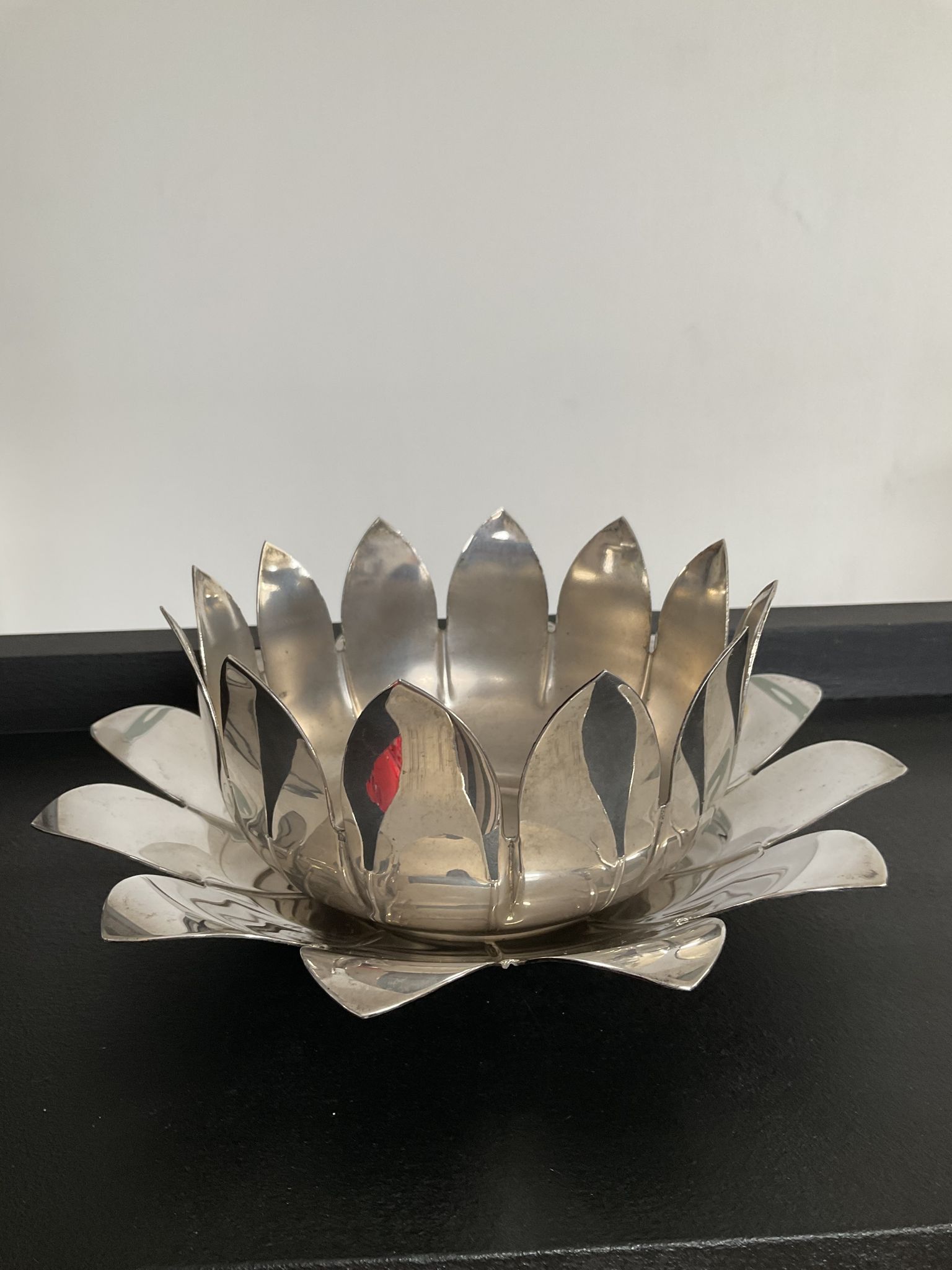 Empty Lotus pocket in silver metal Italy 70s