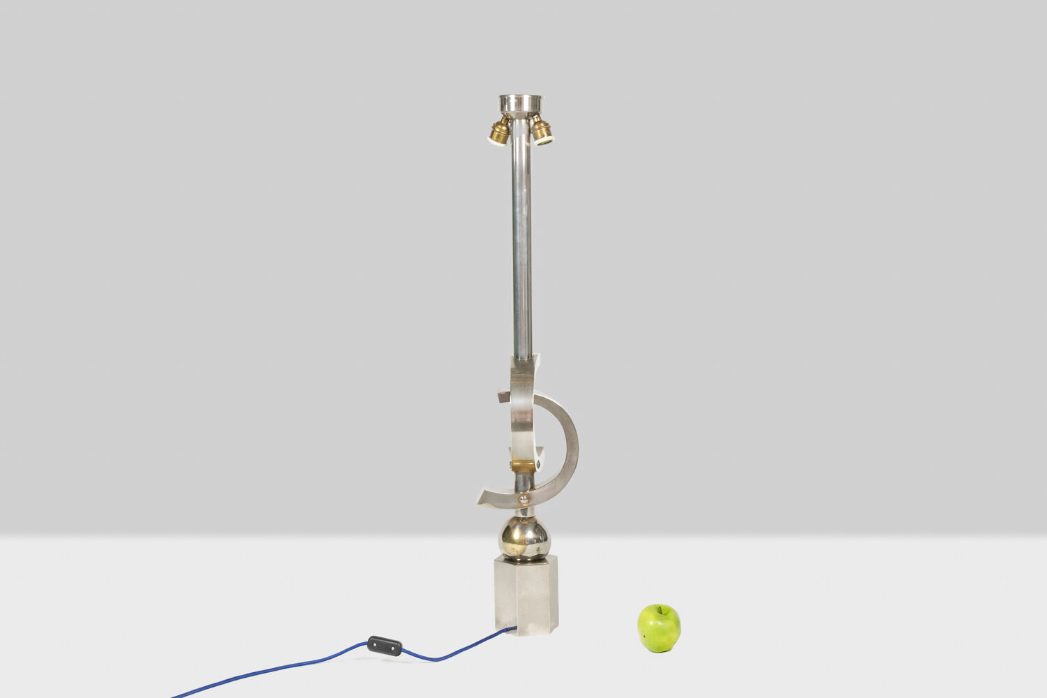 Sculptural lamp in chromed metal, 1970s