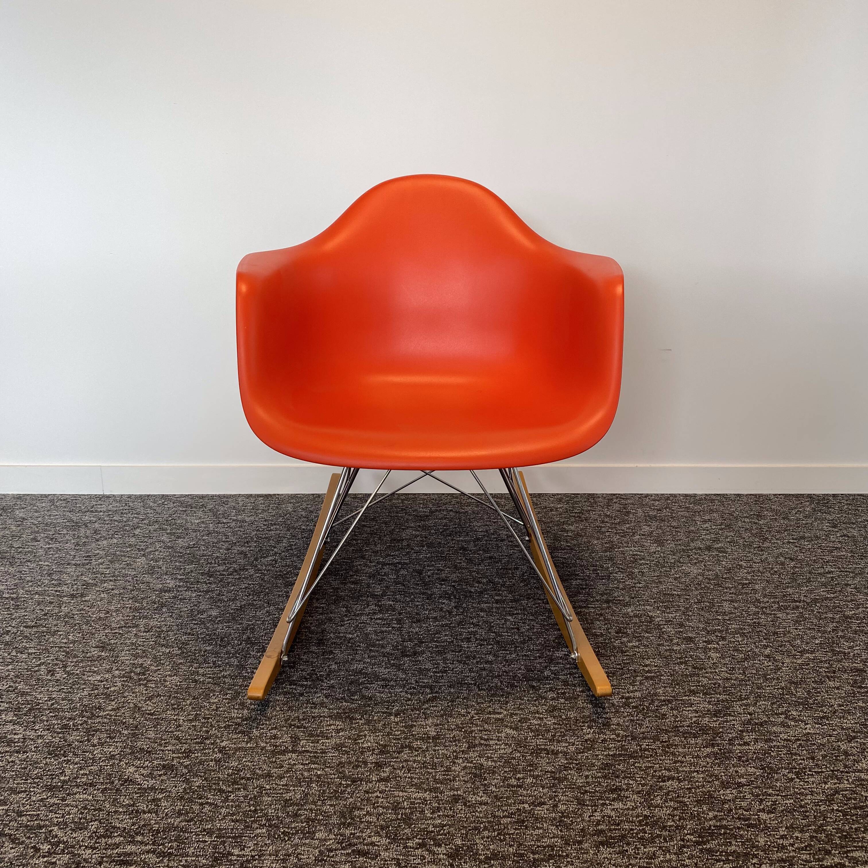 RAR armchair by Charles & Ray Eames, Vitra edition