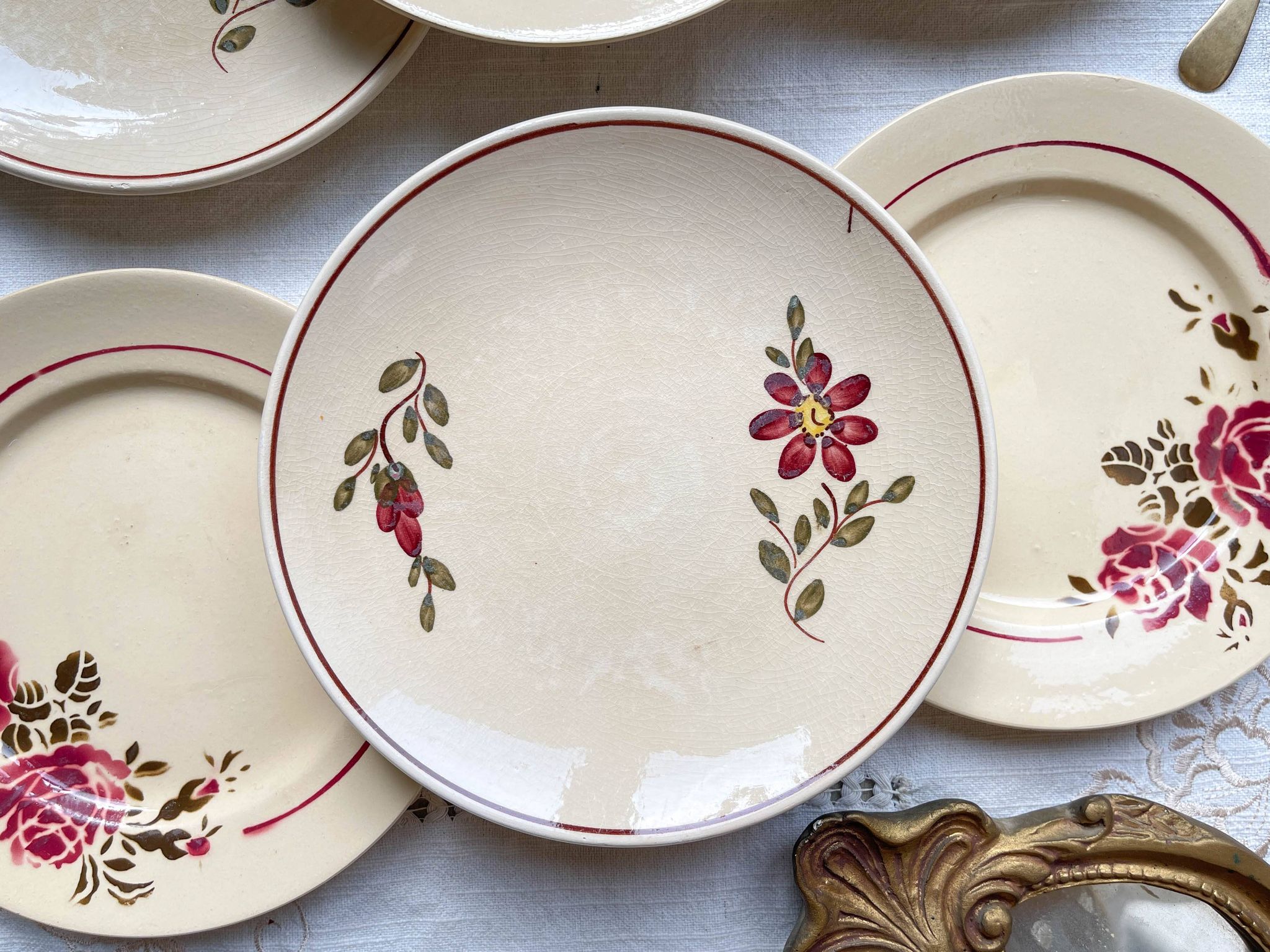 6 Petites assiettes vintage dépareillées fleuries - BADONVILLIER STEULER